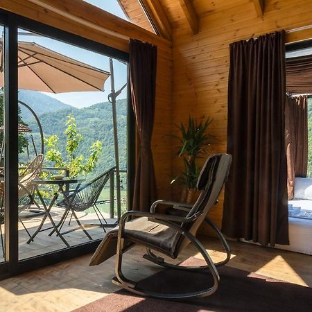 Villa Woodpecker ვუდფექერი Batumi Exterior foto