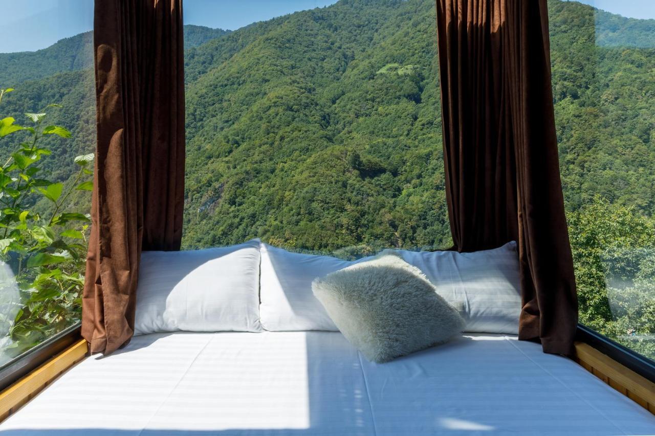 Villa Woodpecker ვუდფექერი Batumi Exterior foto