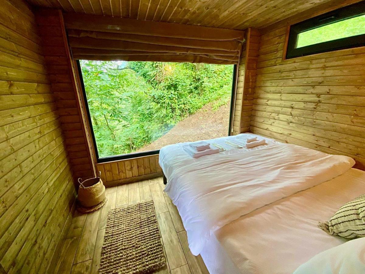 Villa Woodpecker ვუდფექერი Batumi Exterior foto