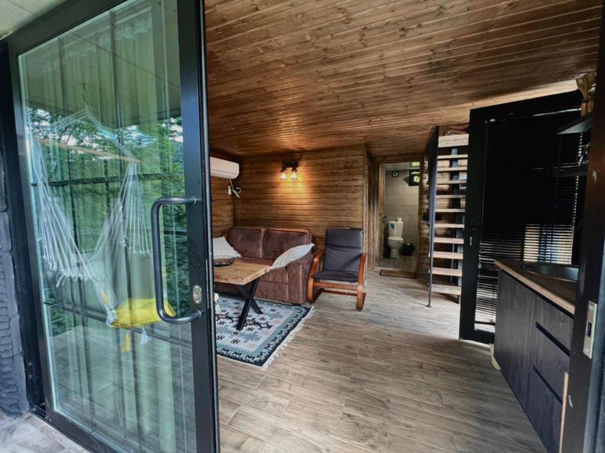 Villa Woodpecker ვუდფექერი Batumi Exterior foto