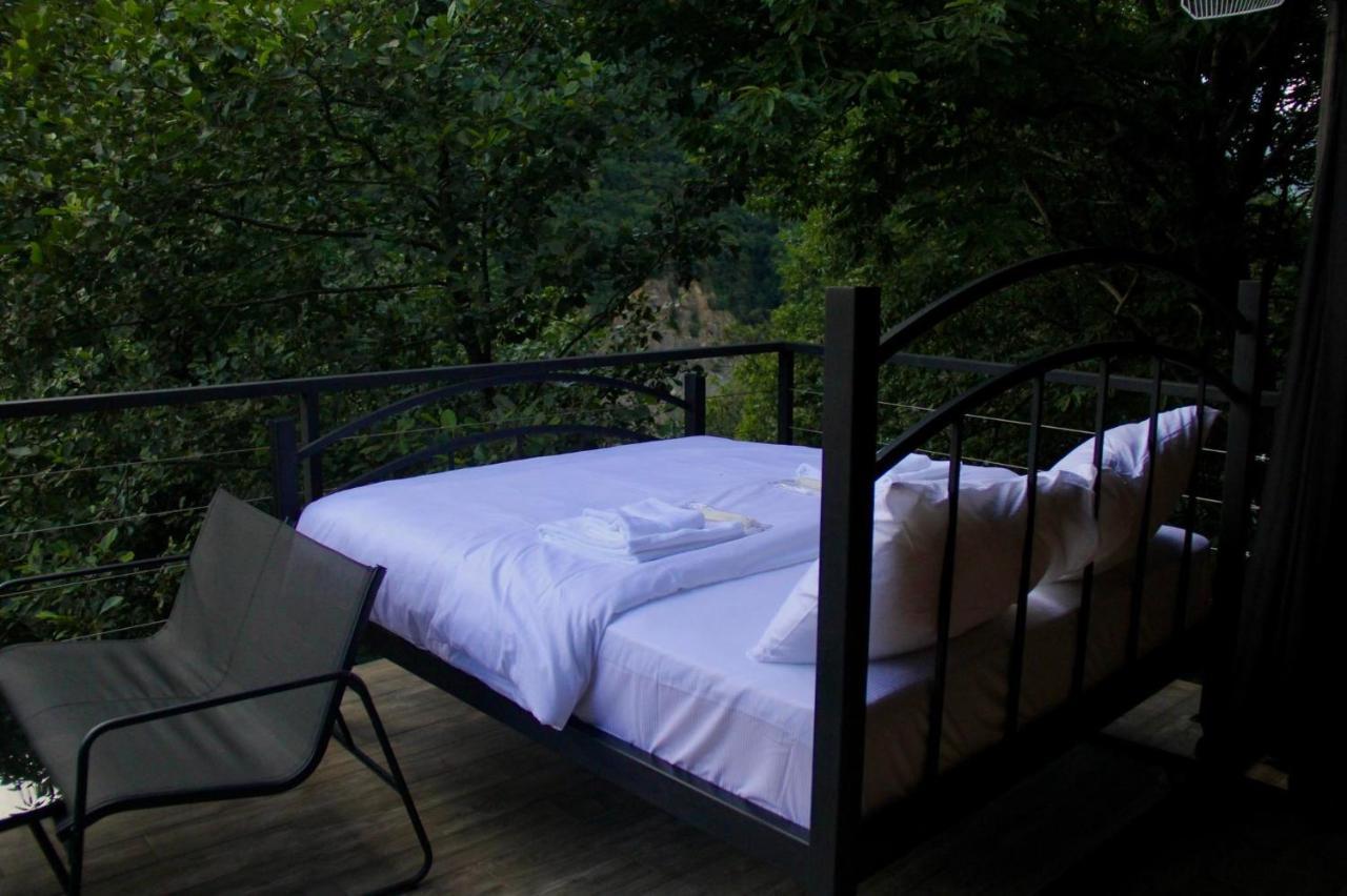 Villa Woodpecker ვუდფექერი Batumi Exterior foto